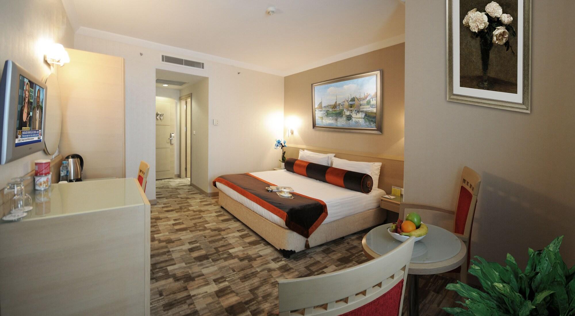 Sv Business Hotel Taksim Istanboel Buitenkant foto