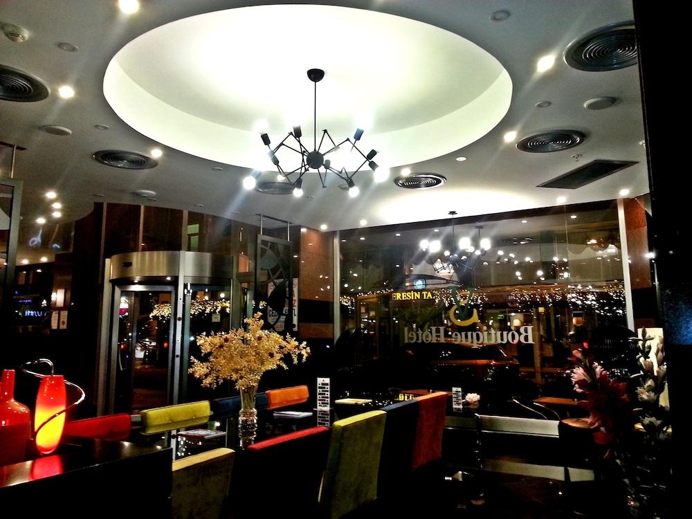 Sv Business Hotel Taksim Istanboel Buitenkant foto