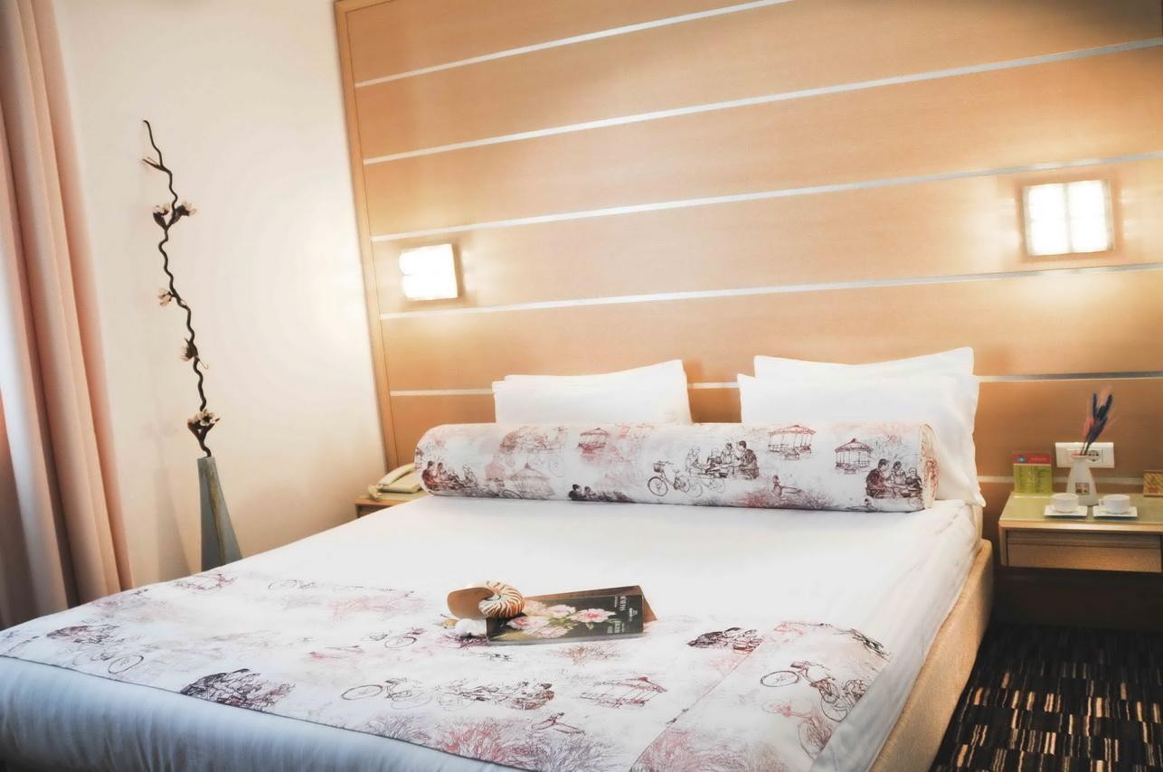 Sv Business Hotel Taksim Istanboel Buitenkant foto